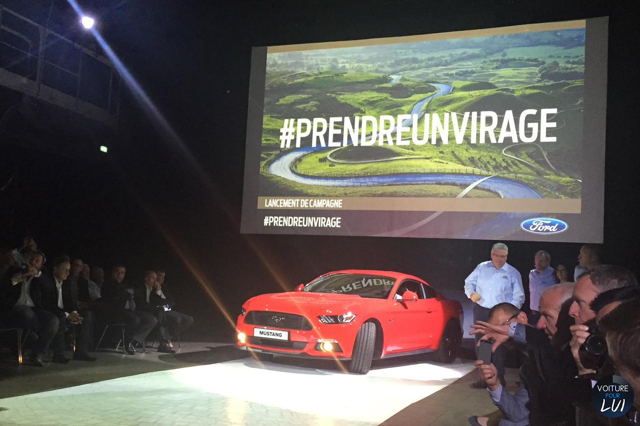 Ford Prendre Un Virage Ford