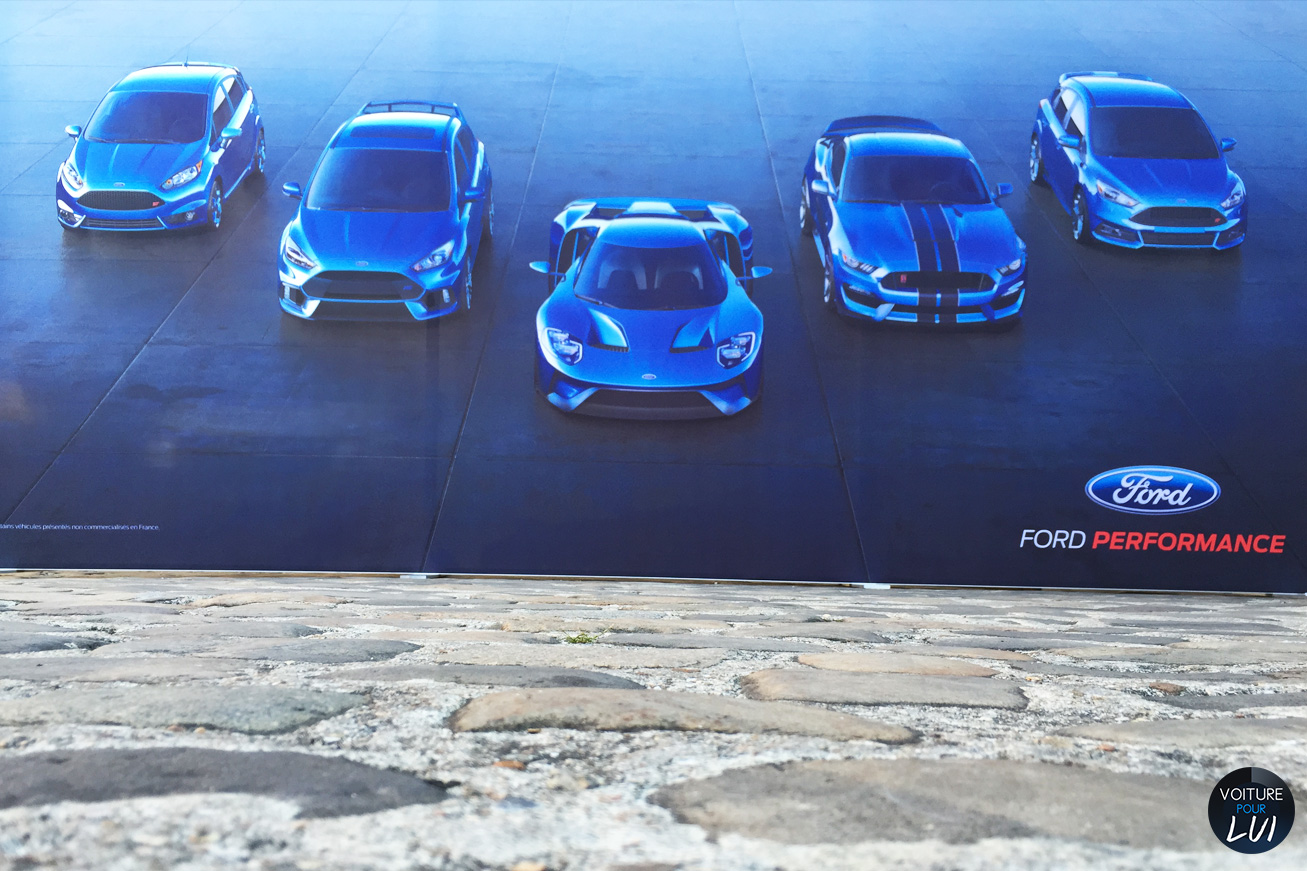 Prendre Un Virage Ford