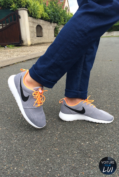 nike roshe run motif homme