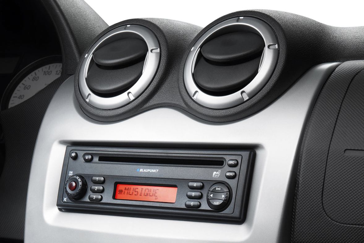 Фото Магнитолы Рено Логан – Telegraph