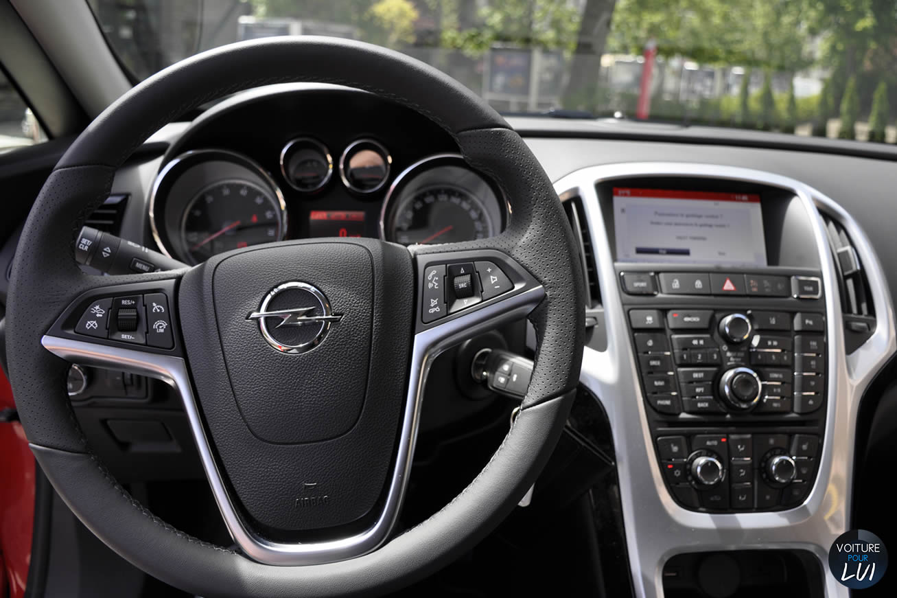 Photos Opel Astra-GTC-2014 2014 numero 18 Photos Opel Astra-GTC-2014 2014 numero 18