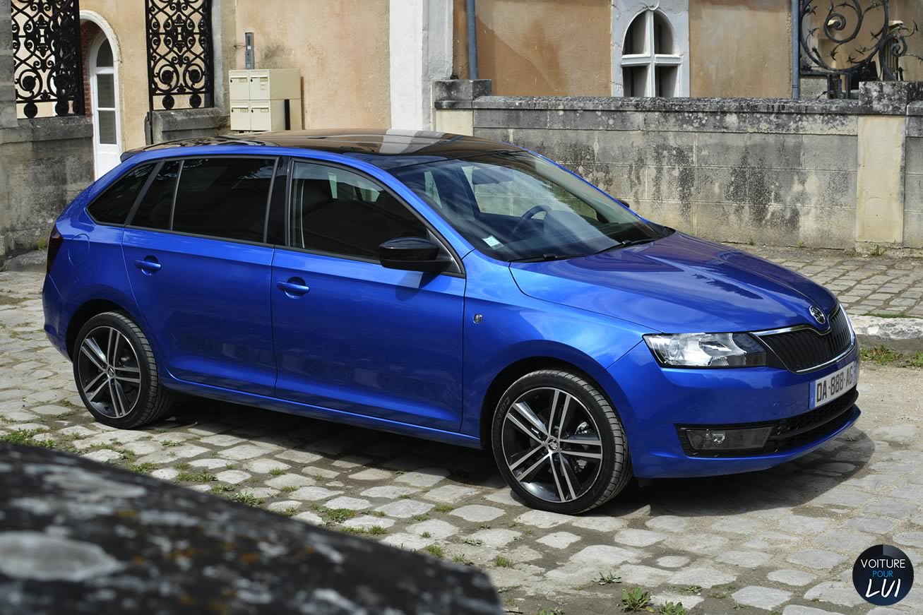 Skoda_Rapid_Spaceback_Style_Plus_2014_001.jpg